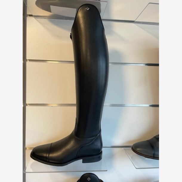 De Niro Ridestvler "Rafaello Wrat Leather" Black