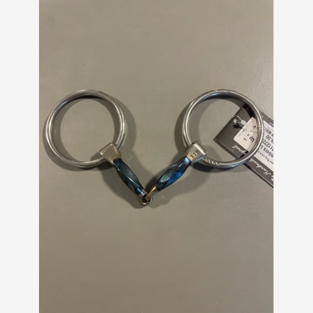 Bombers Bid Loose Rings Lock Up