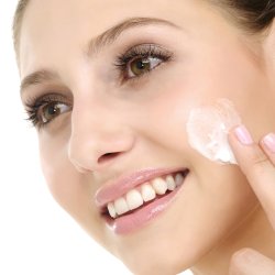 Nathalie Horsecare "Face Cream Summer SPF 15" 50 ml. 